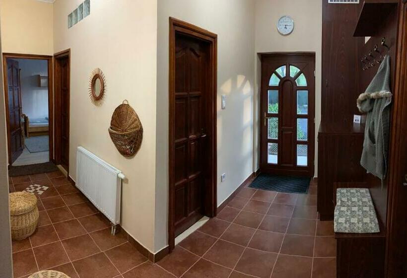Dobay Apartman Gyula