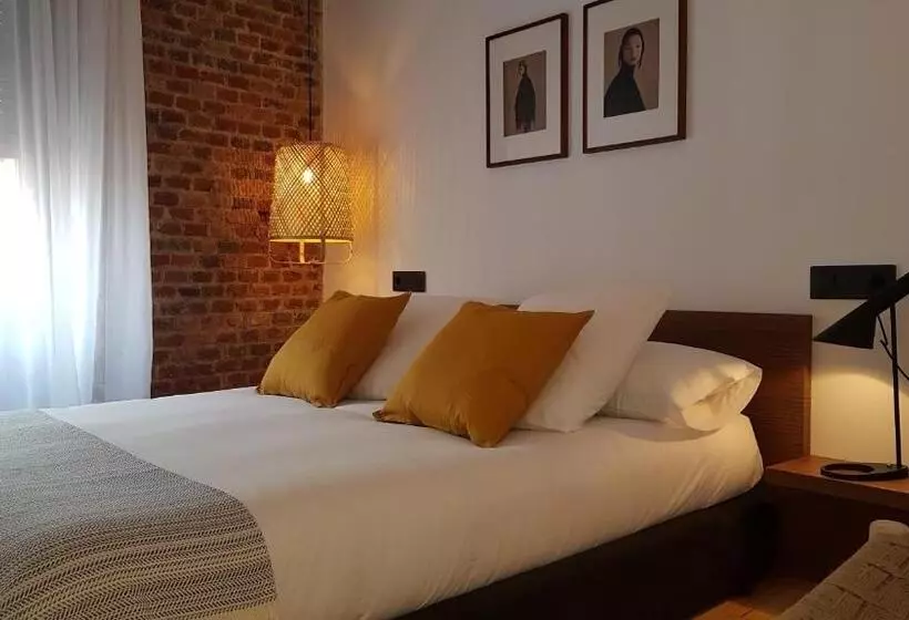 پانسیون 13 Suites