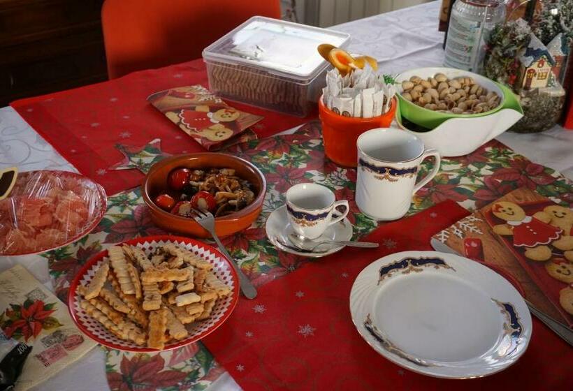 פנסיון Camera Monica