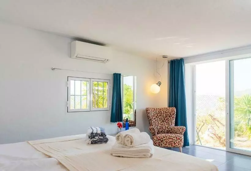 Aamiaismajoitus (B&B) Finca Gordo