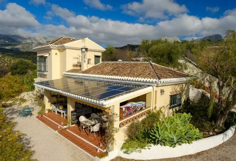 Aamiaismajoitus (B&B) Finca Gordo