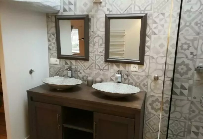 Aamiaismajoitus (B&B) Le Dauphin