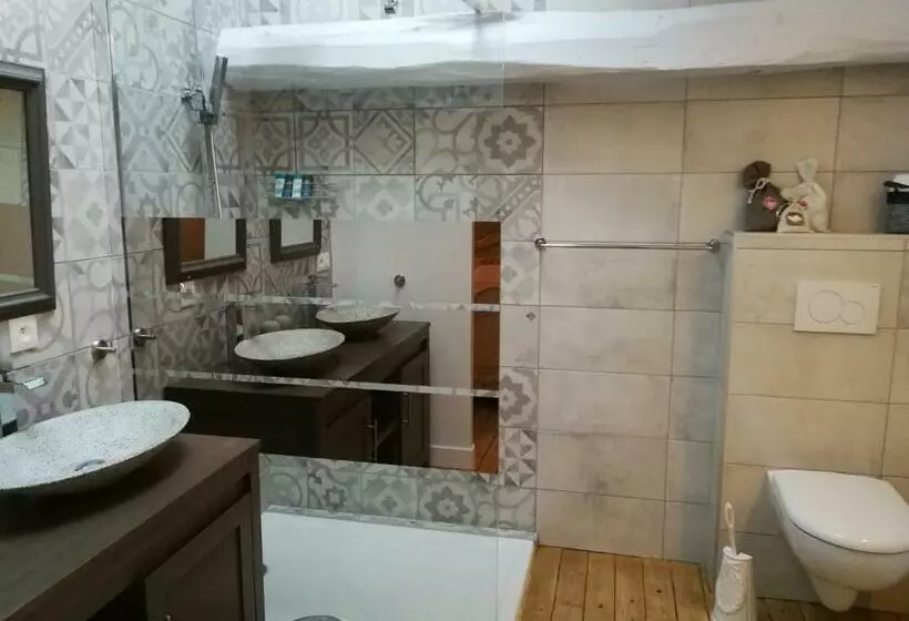 Aamiaismajoitus (B&B) Le Dauphin