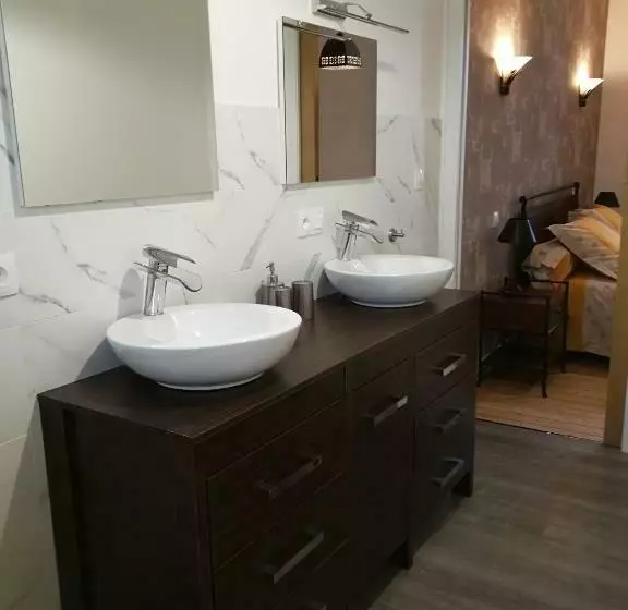 Aamiaismajoitus (B&B) Le Dauphin