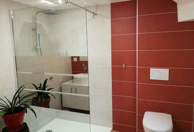 مبيت وإفطار Le Dauphin