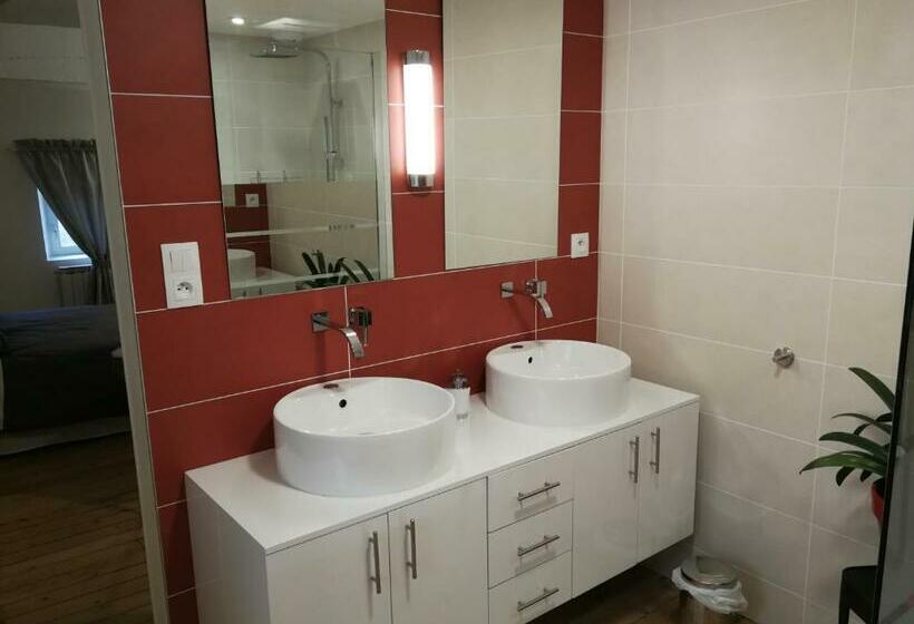 مبيت وإفطار Le Dauphin