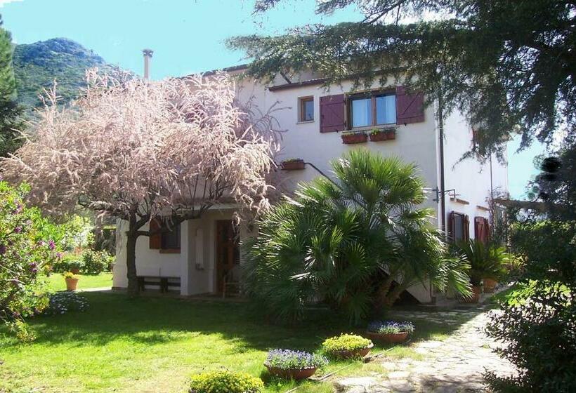 בית מלון כפרי Villa Prato Agriturismo