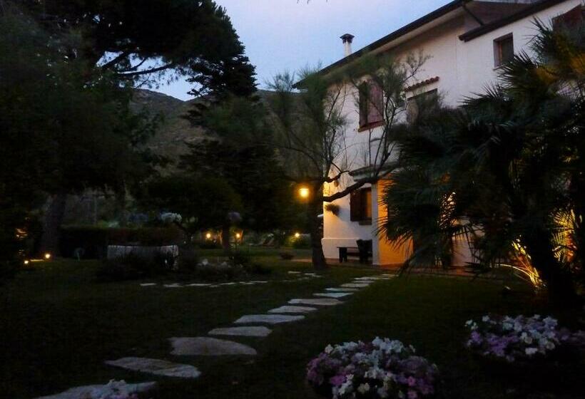 בית מלון כפרי Villa Prato Agriturismo