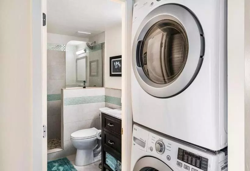 Oceanfront Luxury Condo