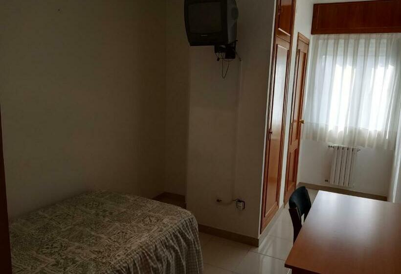 פנסיון Hostal Mobydick2