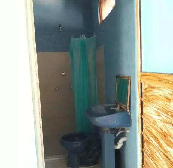 ペンション Hostal Y Temazcal Guemez