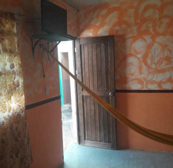 פנסיון Hostal Y Temazcal Guemez