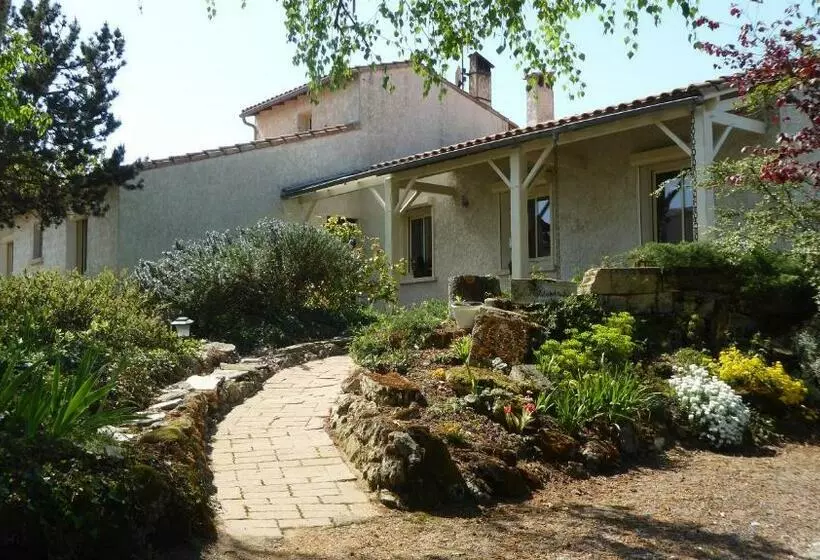 Aamiaismajoitus (B&B) Bienvenue à La Frémigère