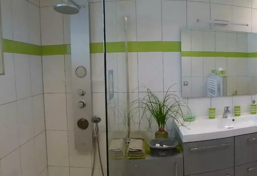 Aamiaismajoitus (B&B) Bienvenue à La Frémigère