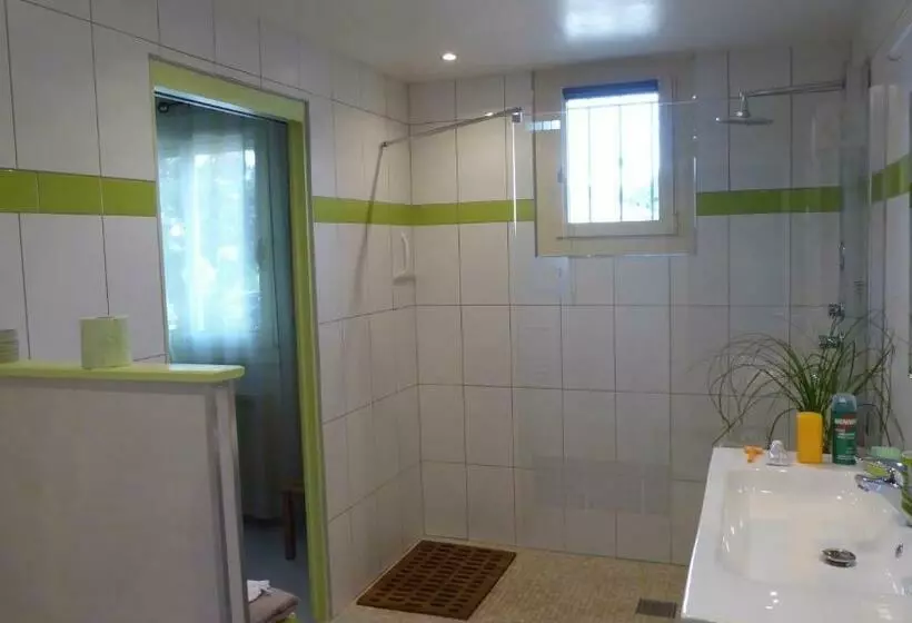 Aamiaismajoitus (B&B) Bienvenue à La Frémigère