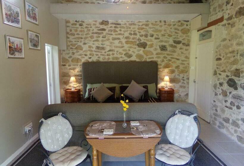 مبيت وإفطار Chambre D’hôte   Ilse S Garden Chair