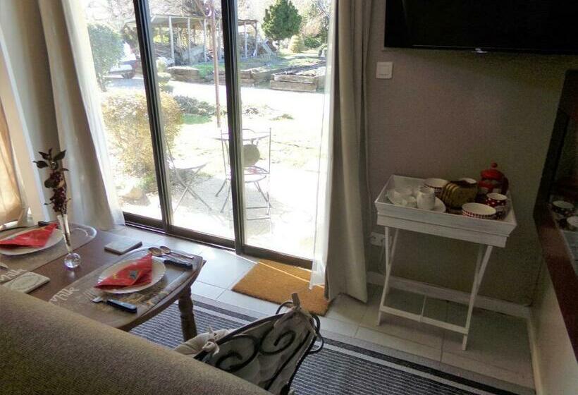 مبيت وإفطار Chambre D’hôte   Ilse S Garden Chair