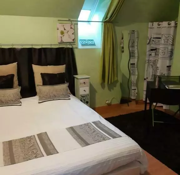 تختخواب و صبحانه Chambre Disney