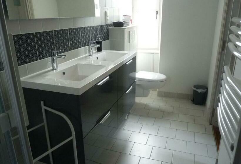 مبيت وإفطار Chateau De Craon