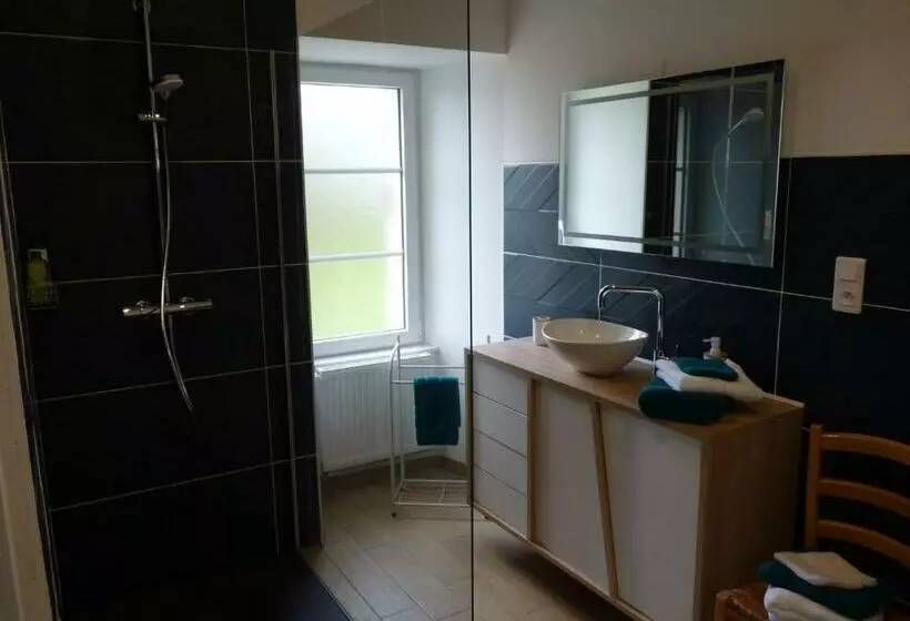 Aamiaismajoitus (B&B) Chateau De Craon