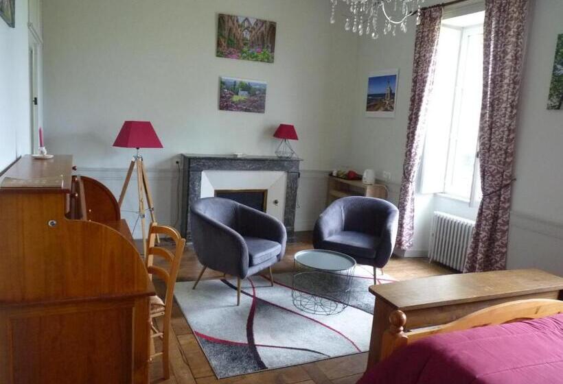 مبيت وإفطار Chateau De Craon