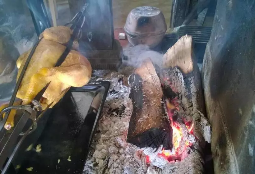 تختخواب و صبحانه La Chaumine Aux étoiles
