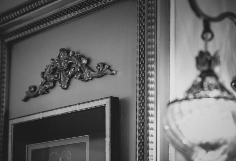 تختخواب و صبحانه Viterbo 8 The Artists House