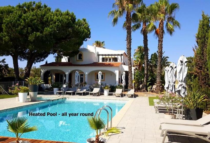 Casa Bela Moura, Boutique Hotel & Wine