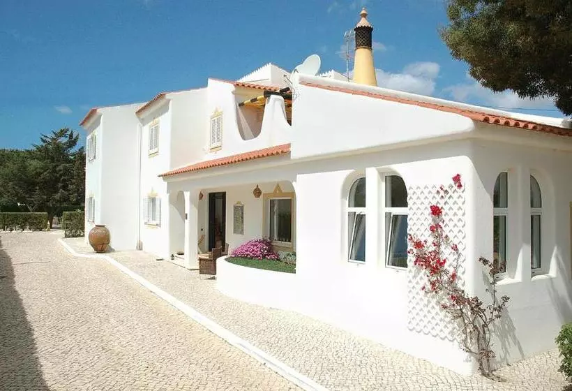 Casa Bela Moura, Boutique Hotel & Wine