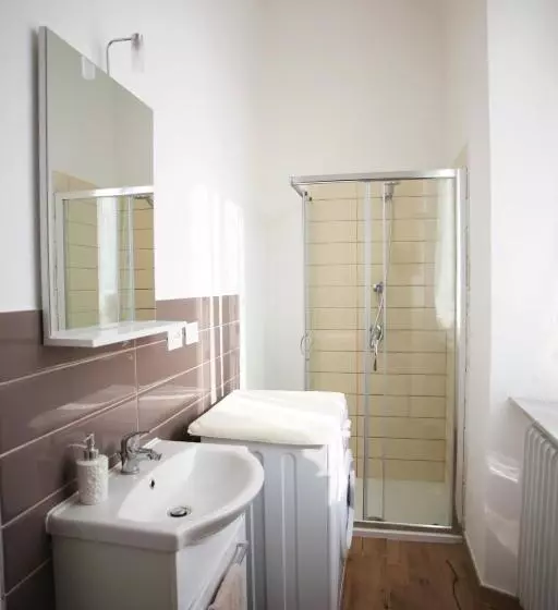 پانسیون Casa Viorica