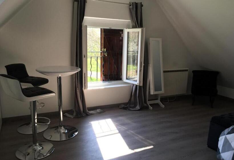 膳宿费 Domaine Des Cossères