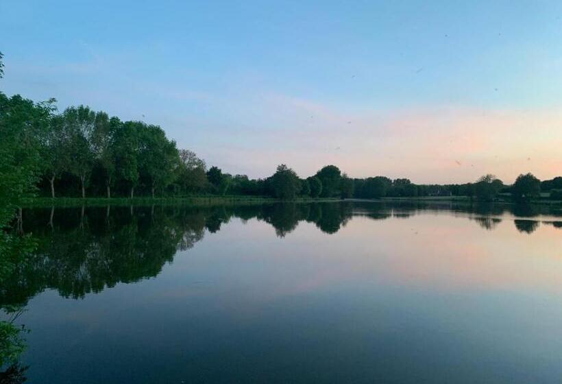 膳宿费 Domaine Des Cossères