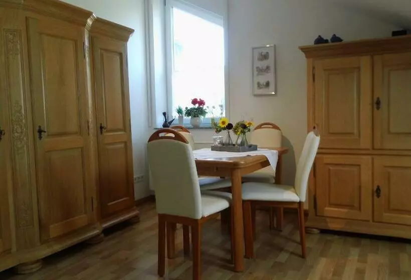 Majatalo Ferienwohnung Und  Zimmer Becks