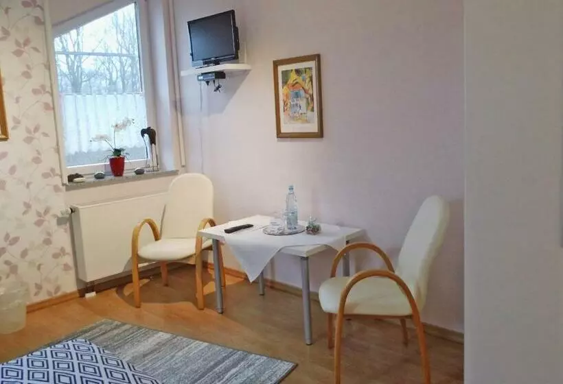 Majatalo Ferienwohnung Und  Zimmer Becks