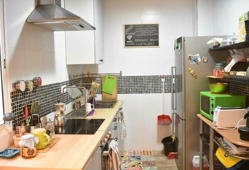 پانسیون La Pita Guesthouse