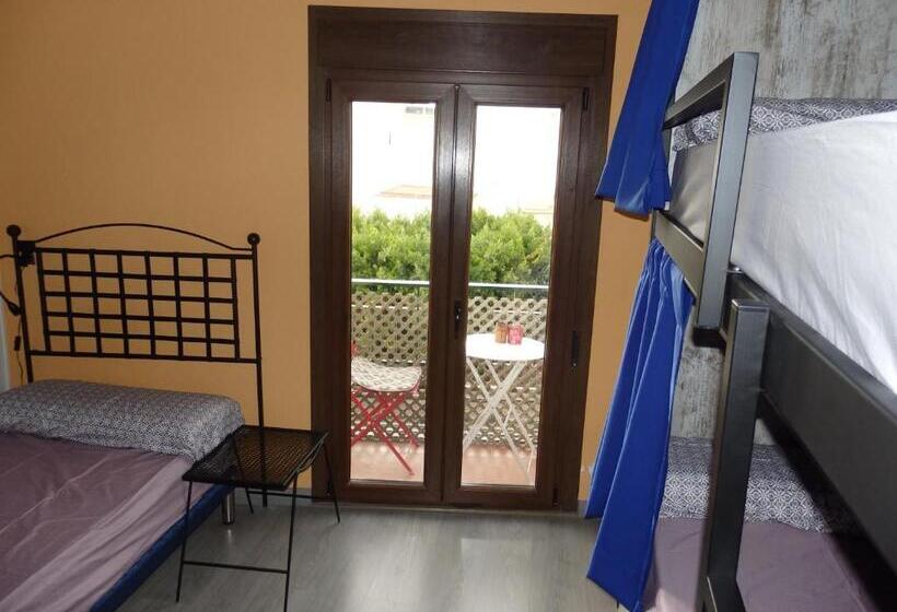 پانسیون La Pita Guesthouse