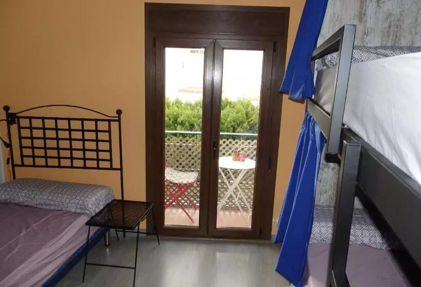 پانسیون La Pita Guesthouse