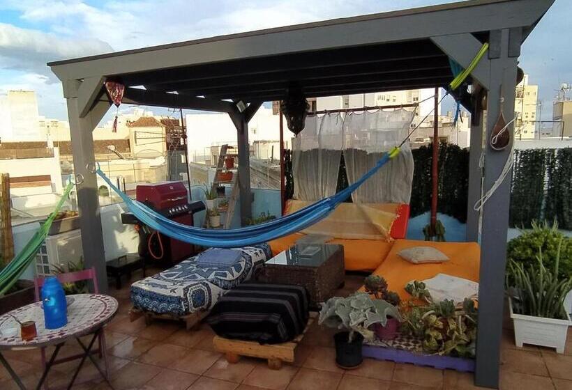 پانسیون La Pita Guesthouse