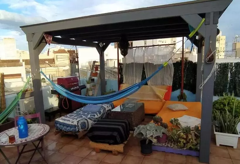 پانسیون La Pita Guesthouse