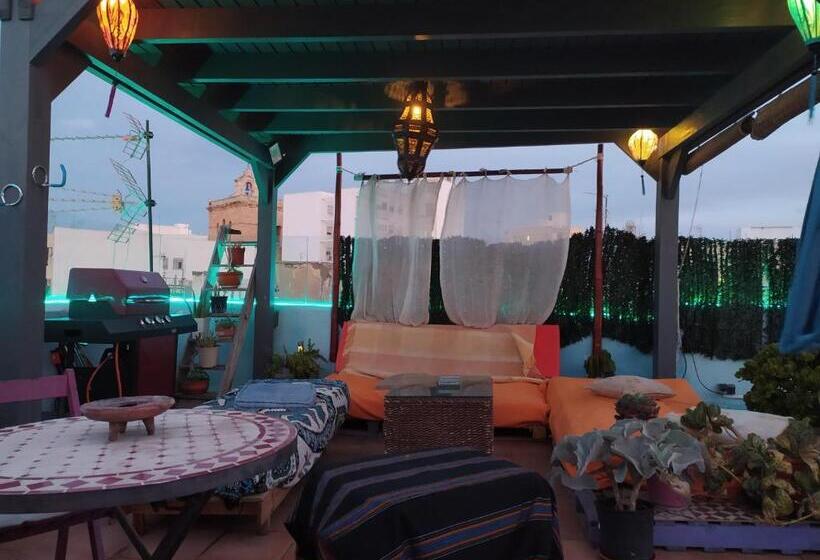 پانسیون La Pita Guesthouse