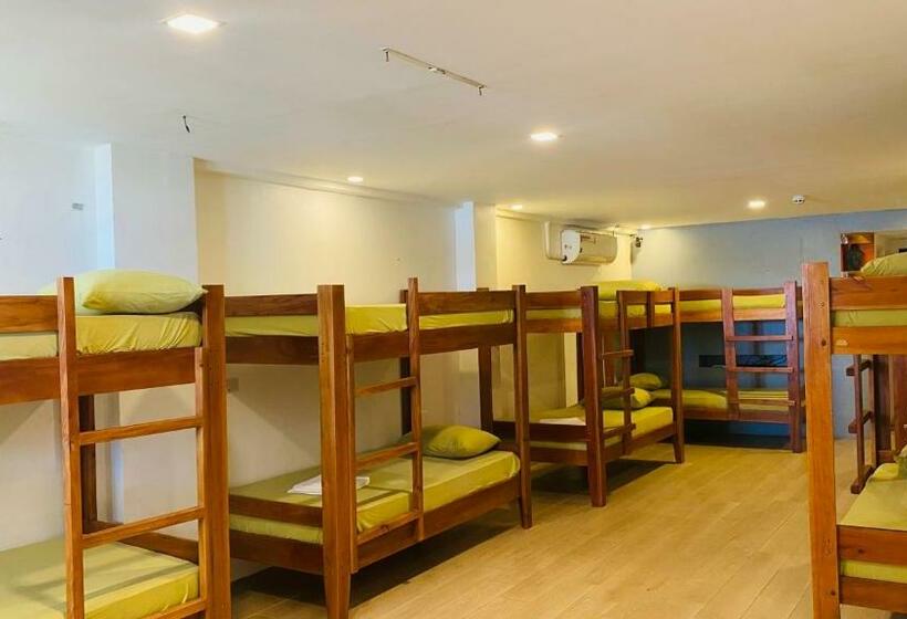 הוסטל The Escape San Juan