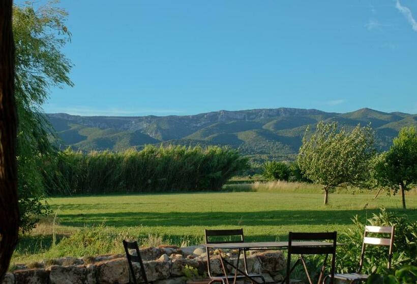 Bed and Breakfast Le Mas Du Caprier