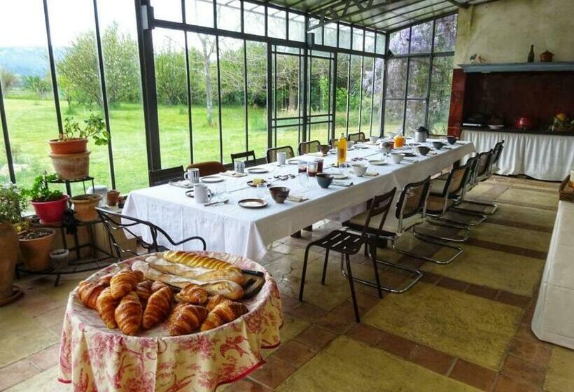 Bed and Breakfast Le Mas Du Caprier