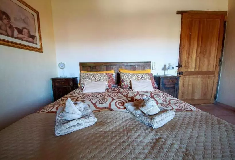 ホテル Agriturismo Poggio Monte Saturnia