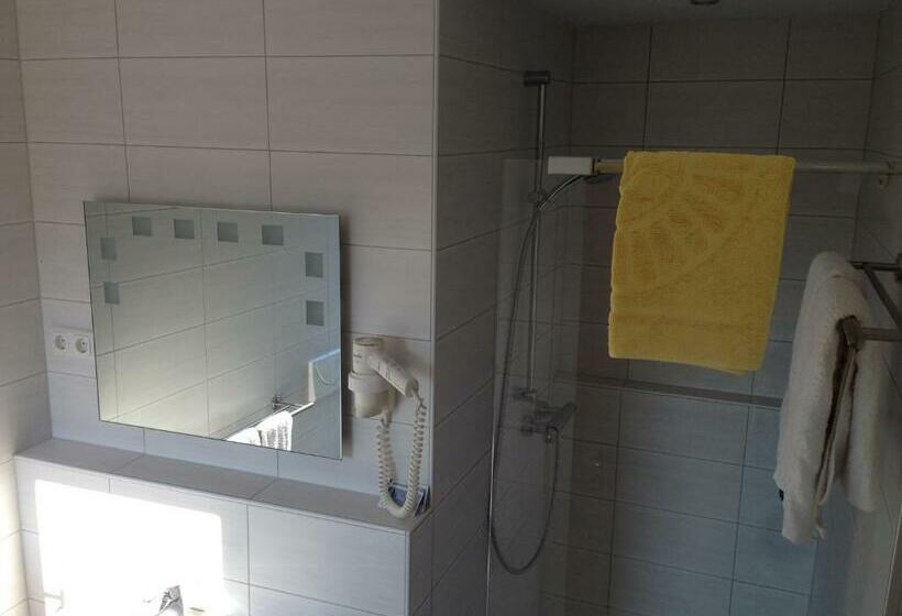 Hotelli Neumanns Waldschänke