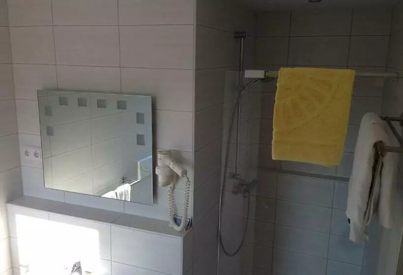 Hotelli Neumanns Waldschänke