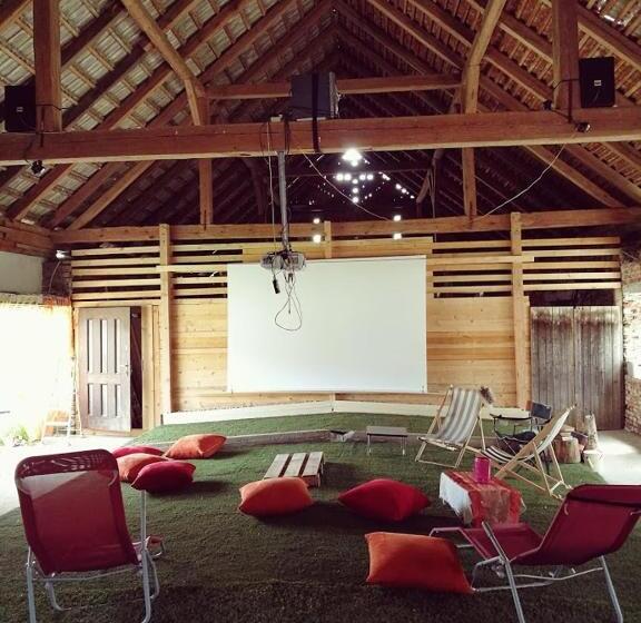 Отель Statek Two Brooms, Apartment