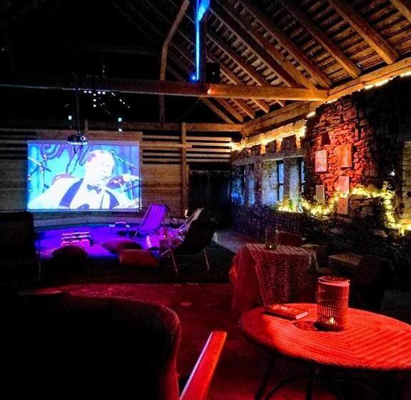 Отель Statek Two Brooms, Apartment