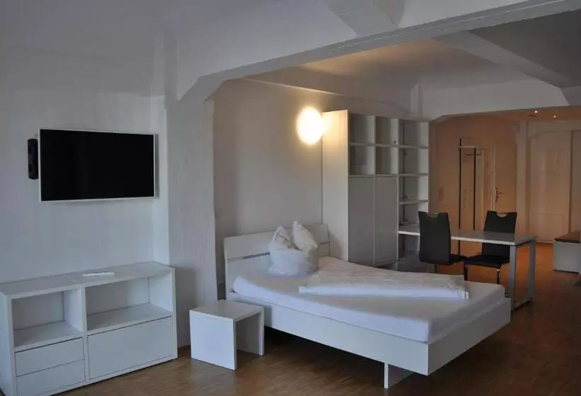 New Age Boardinghouse