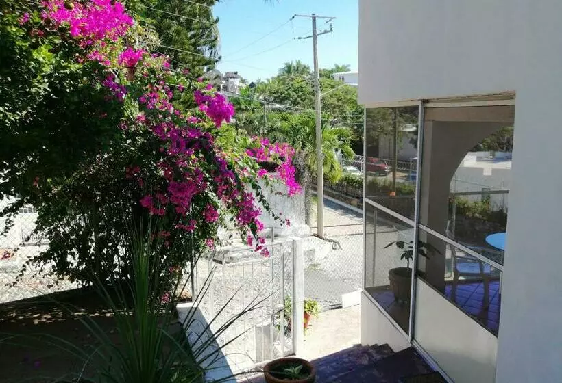 پانسیون Hostal San Pablo